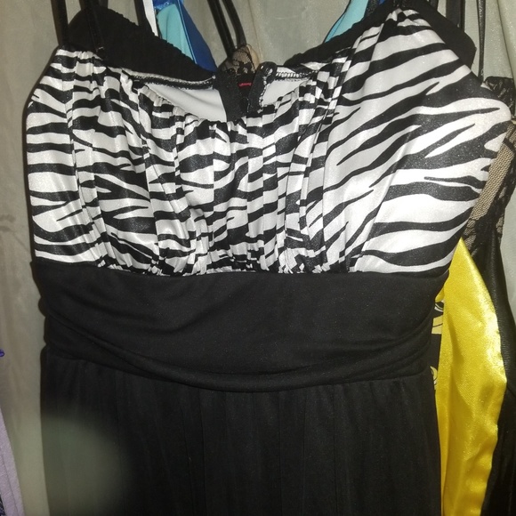 Ruby Rox dress - Picture 4 of 4